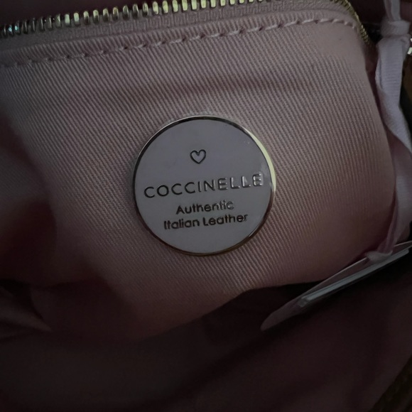 Italian brand Coccinelle Bag - Picture 9 of 11